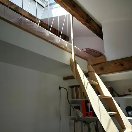 Διαμέρισμα Arty Loft In Center *